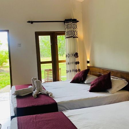 River Paradise Safari House With Cooking Class Udawalawe Bagian luar foto