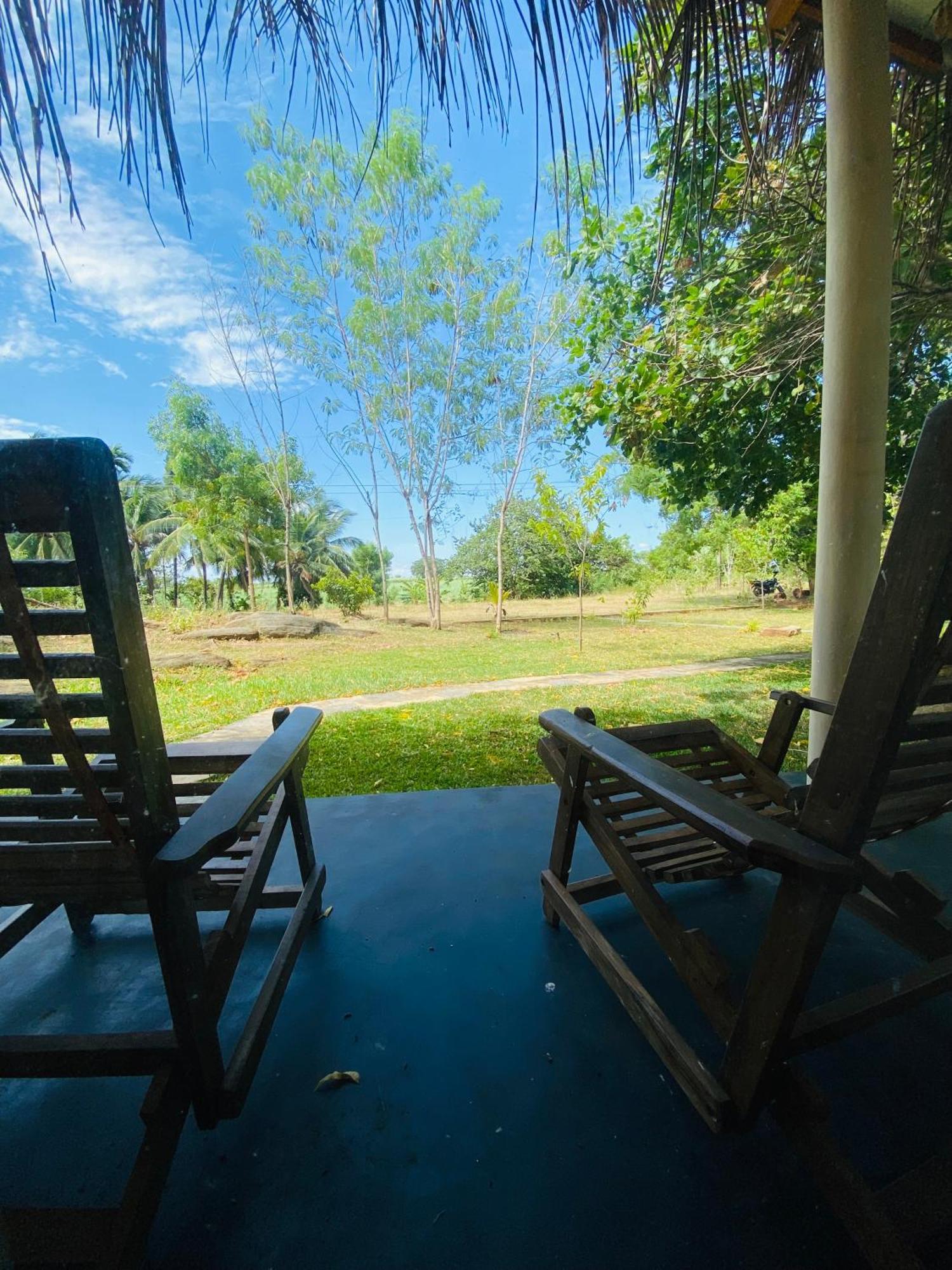 River Paradise Safari House With Cooking Class Udawalawe Bagian luar foto
