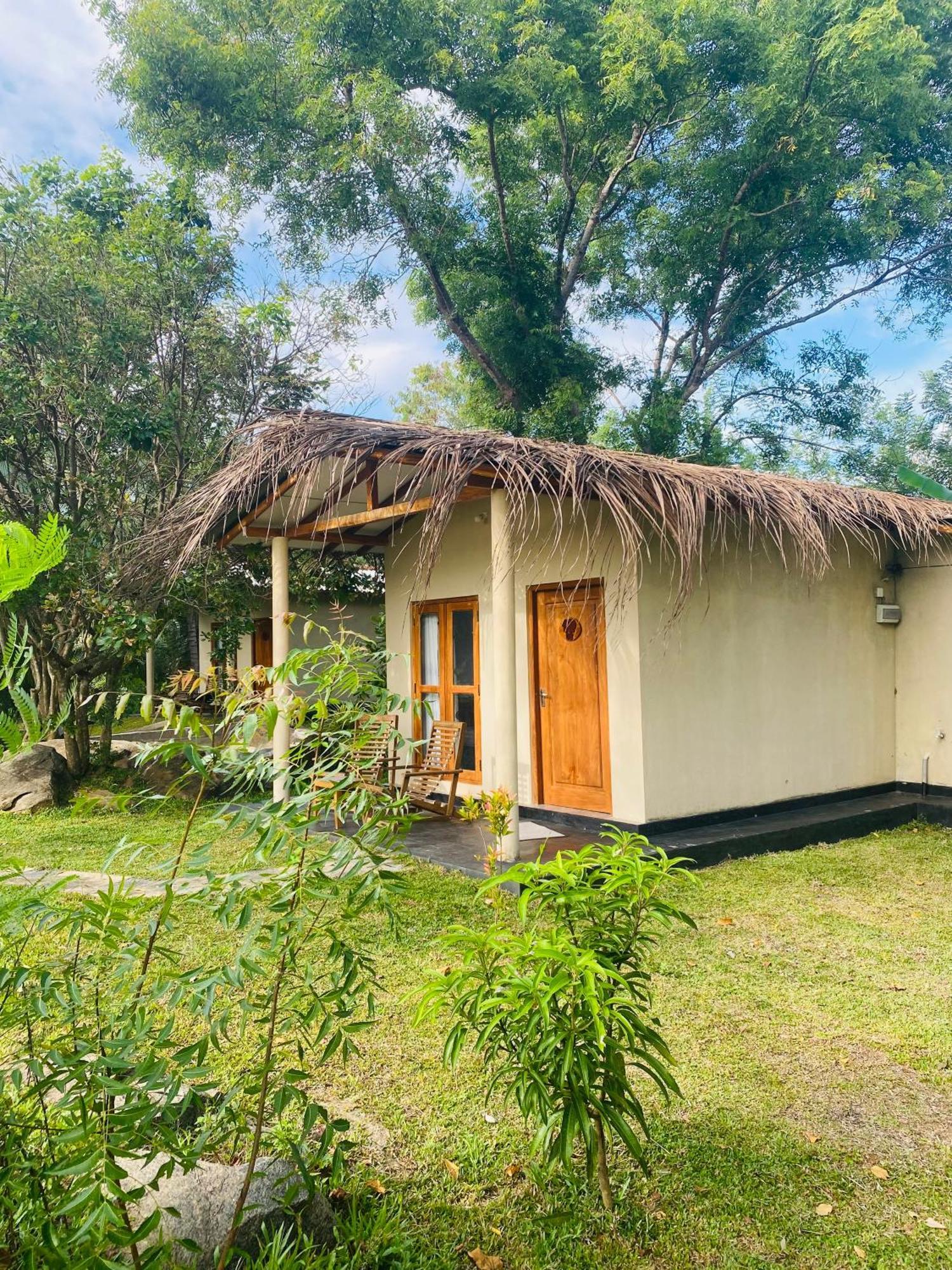 River Paradise Safari House With Cooking Class Udawalawe Bagian luar foto